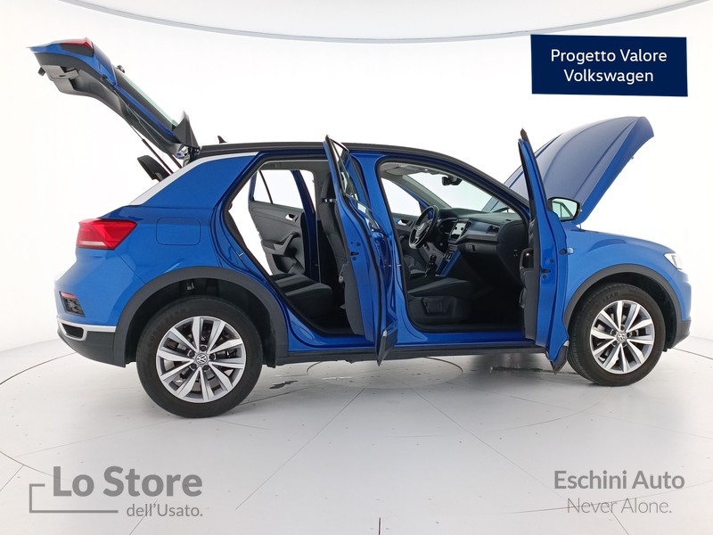 9 - Volkswagen T-Roc 1.0 tsi style 110cv