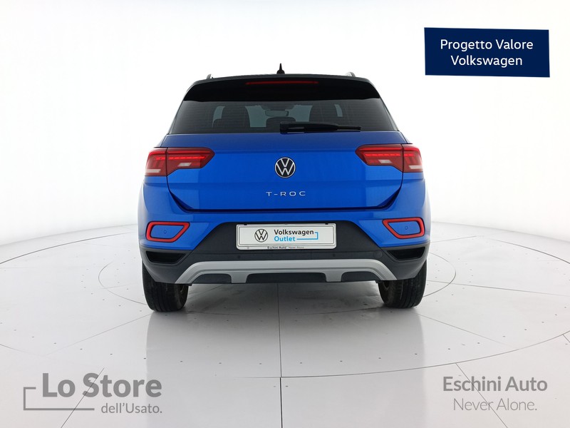 5 - Volkswagen T-Roc 1.0 tsi life 110cv