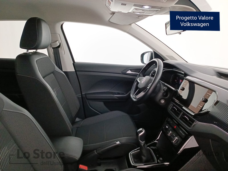 11 - Volkswagen T-Cross 1.0 tsi advanced 110cv