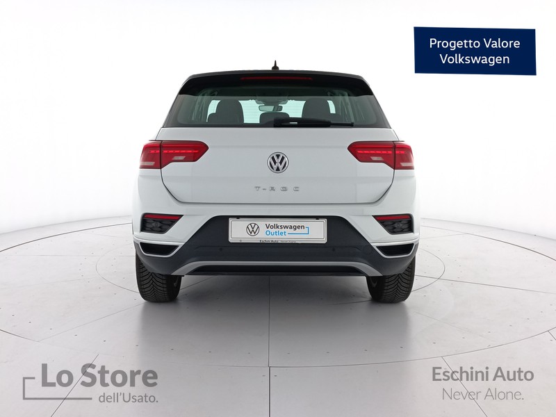 5 - Volkswagen T-Roc 1.0 tsi style 110cv