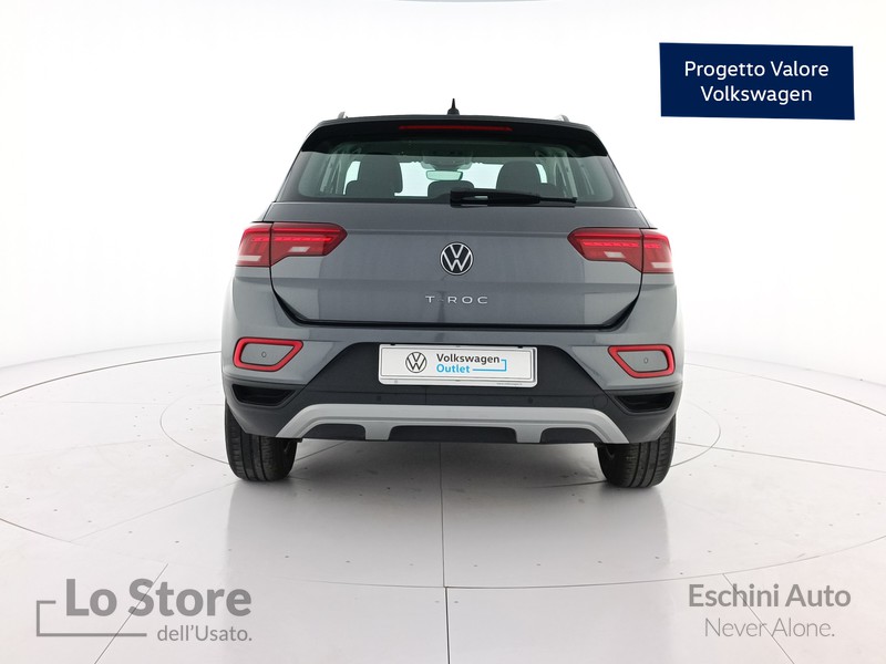 5 - Volkswagen T-Roc 1.5 tsi life dsg