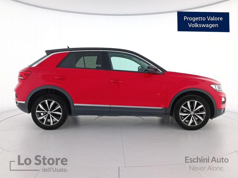 4 - Volkswagen T-Roc 1.0 tsi style 110cv