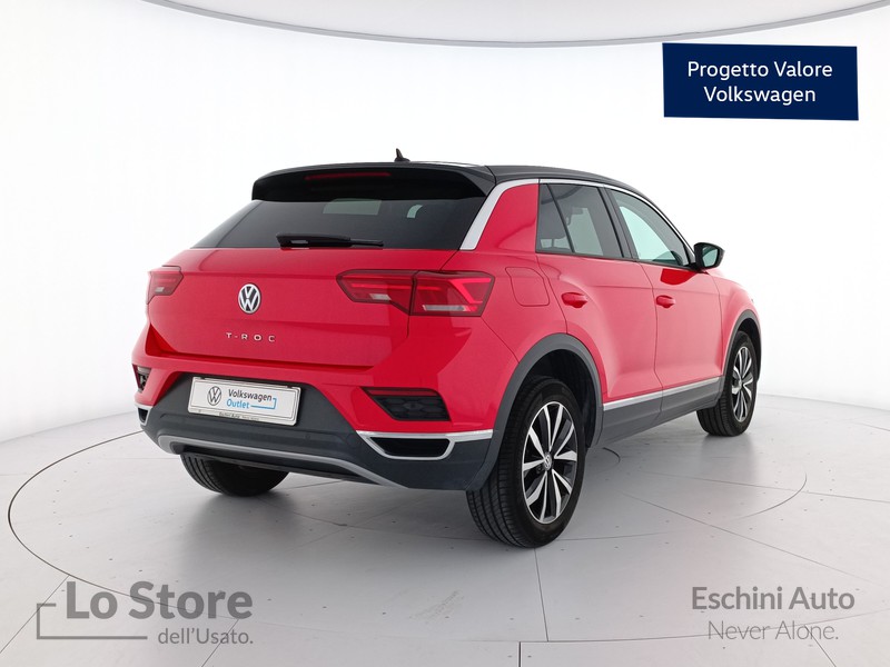 5 - Volkswagen T-Roc 1.0 tsi style 110cv