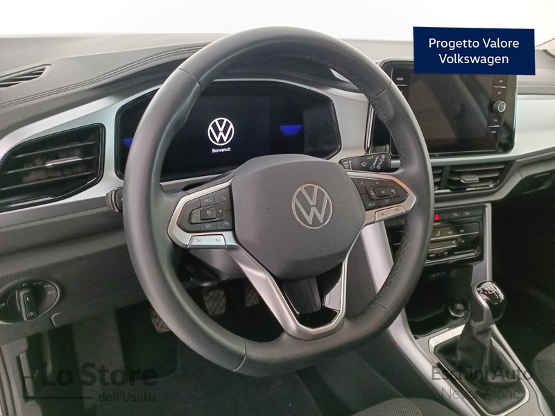 13 - Volkswagen T-Roc 2.0 tdi life 115cv