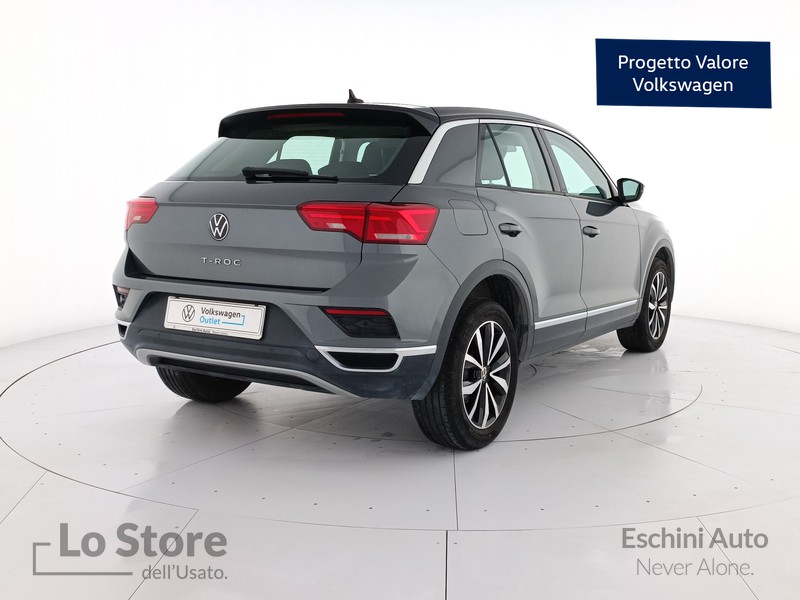 4 - Volkswagen T-Roc 1.0 tsi style 110cv