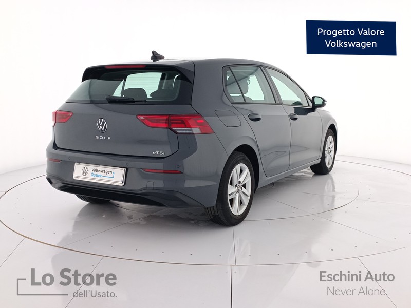 4 - Volkswagen Golf 1.0 etsi evo life 110cv dsg