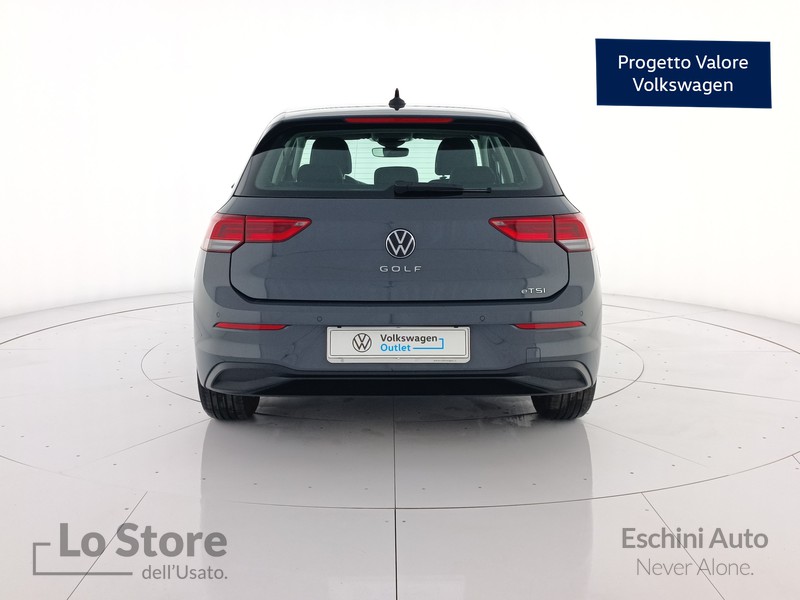 5 - Volkswagen Golf 1.0 etsi evo life 110cv dsg