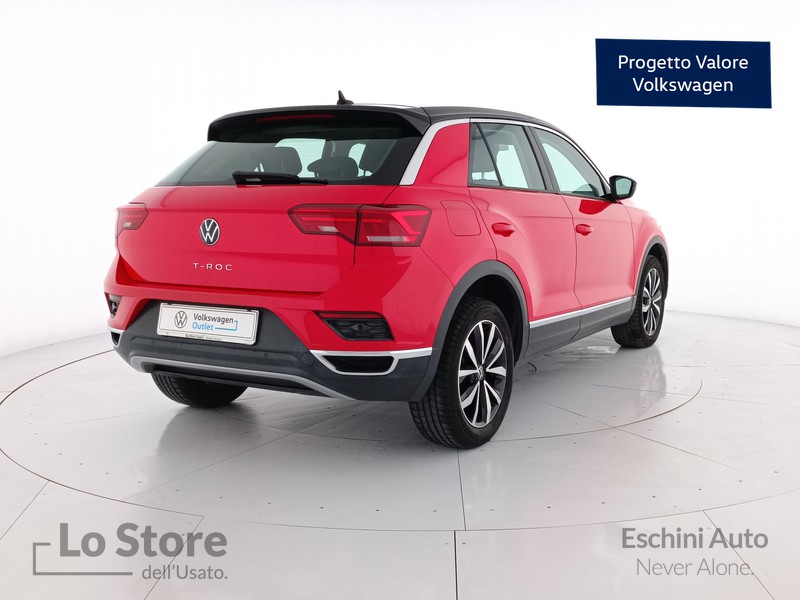 4 - Volkswagen T-Roc 1.0 tsi style 110cv