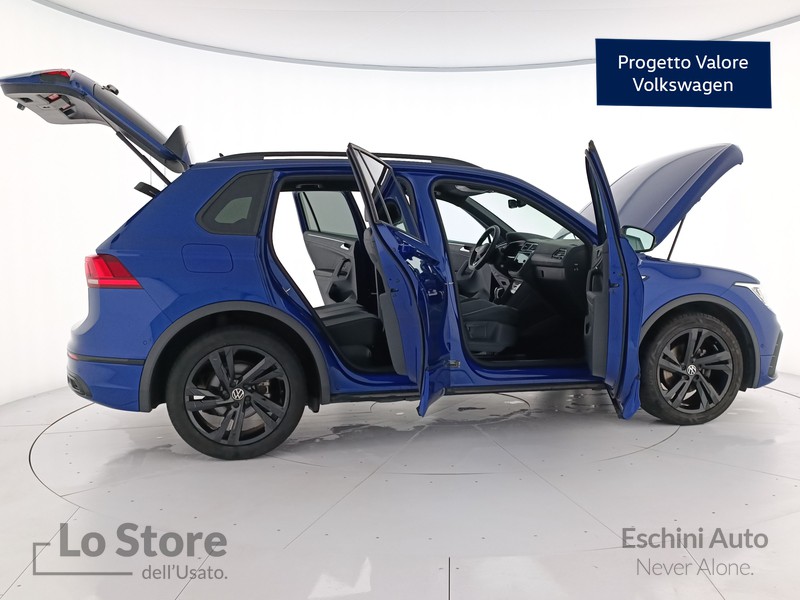 9 - Volkswagen Tiguan 2.0 tdi r-line 150cv dsg