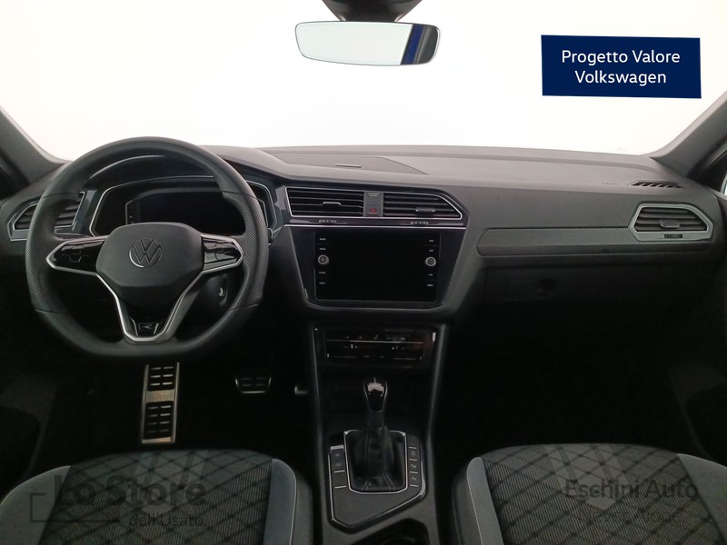 12 - Volkswagen Tiguan 2.0 tdi r-line 150cv dsg