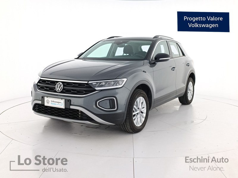 1 - Volkswagen T-Roc 1.5 tsi life dsg