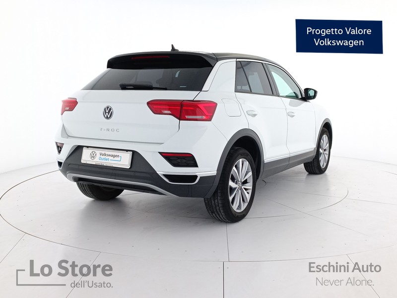 4 - Volkswagen T-Roc 1.0 tsi style 110cv