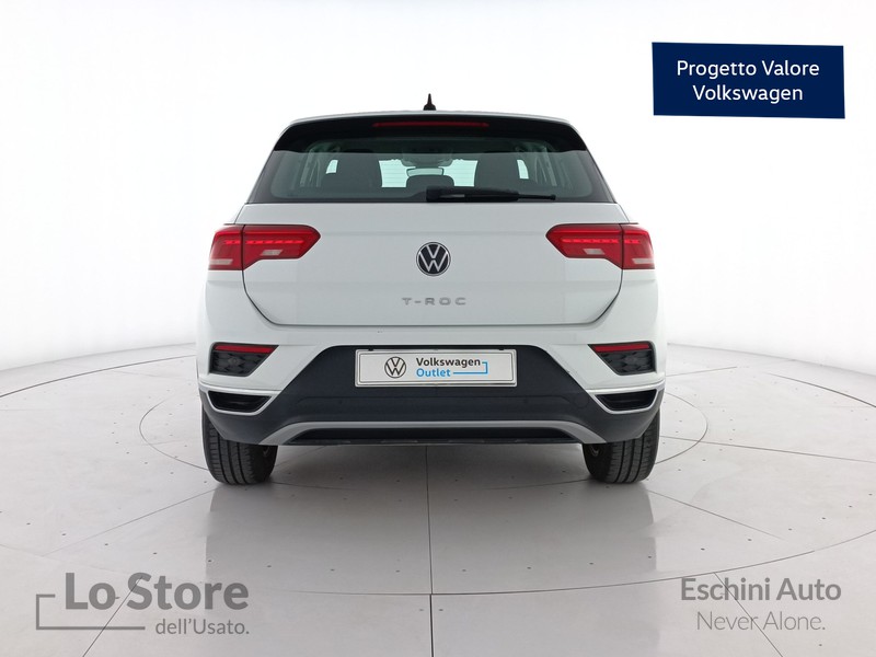 5 - Volkswagen T-Roc 1.0 tsi style 110cv