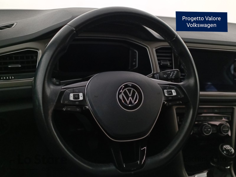 13 - Volkswagen T-Roc 2.0 tdi style 115cv