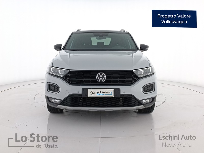 2 - Volkswagen T-Roc 1.5 tsi sport