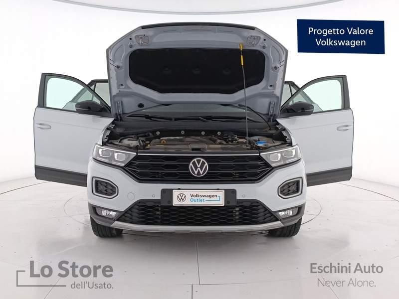 22 - Volkswagen T-Roc 1.5 tsi sport