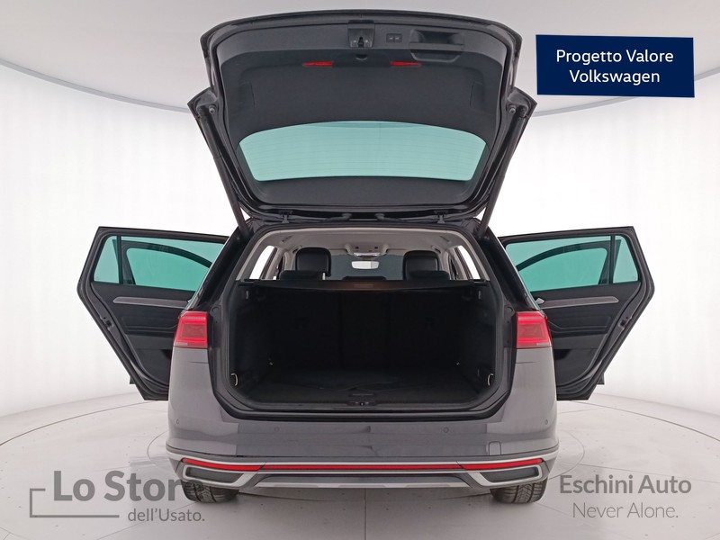 24 - Volkswagen Passat alltrack 2.0 tdi 4motion 190cv dsg