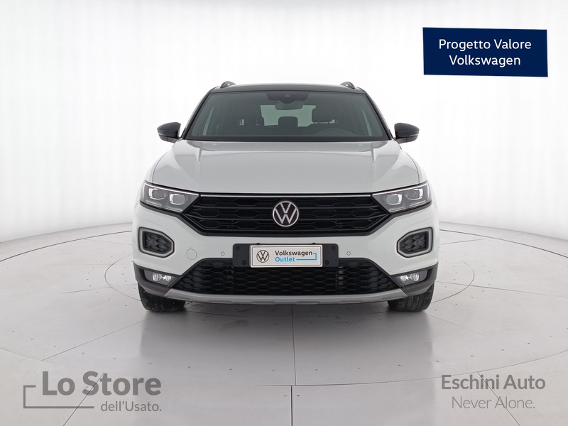 2 - Volkswagen T-Roc 1.5 tsi sport