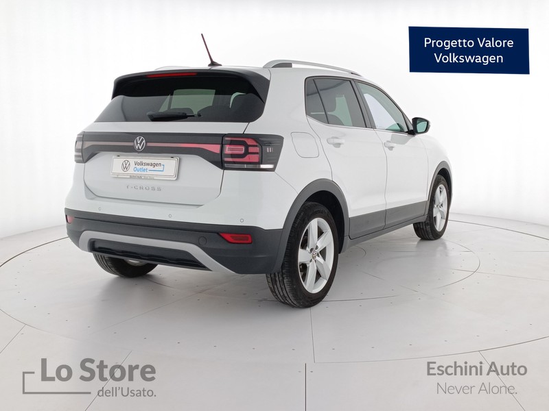 4 - Volkswagen T-Cross 1.0 tsi advanced 110cv