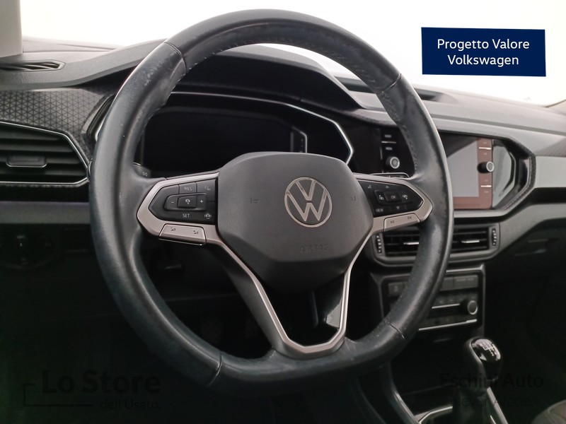 13 - Volkswagen T-Cross 1.0 tsi advanced 110cv