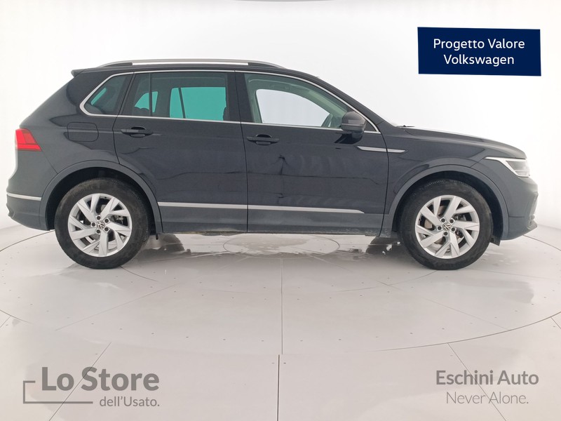 3 - Volkswagen Tiguan 2.0 tdi life 4motion 150cv dsg