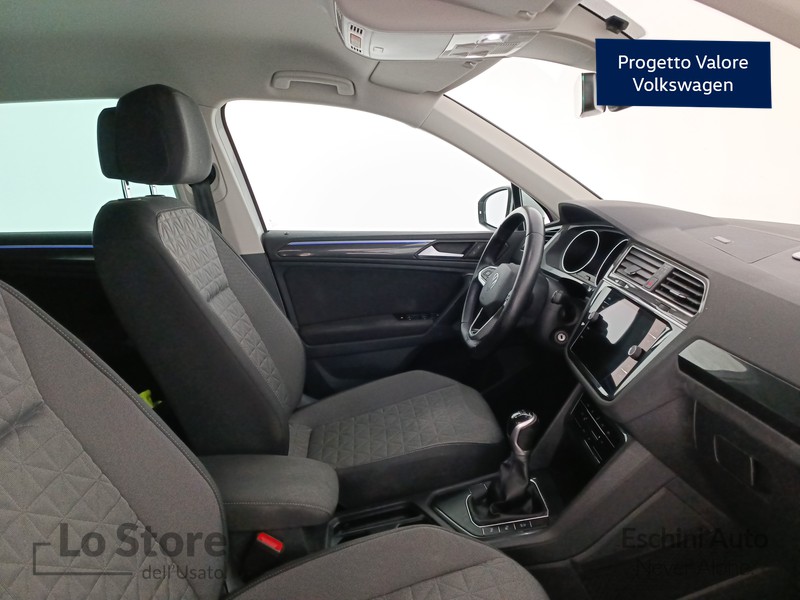 11 - Volkswagen Tiguan 2.0 tdi life 122cv