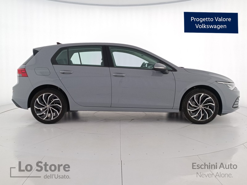 3 - Volkswagen Golf 1.0 tsi evo life 110cv