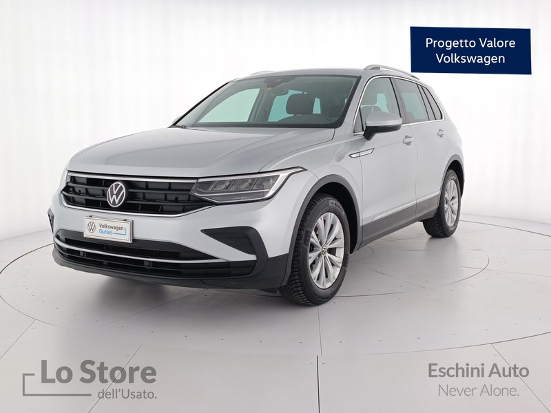 1 - Volkswagen Tiguan 1.5 tsi life 130cv