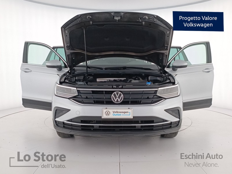 22 - Volkswagen Tiguan 1.5 tsi life 130cv