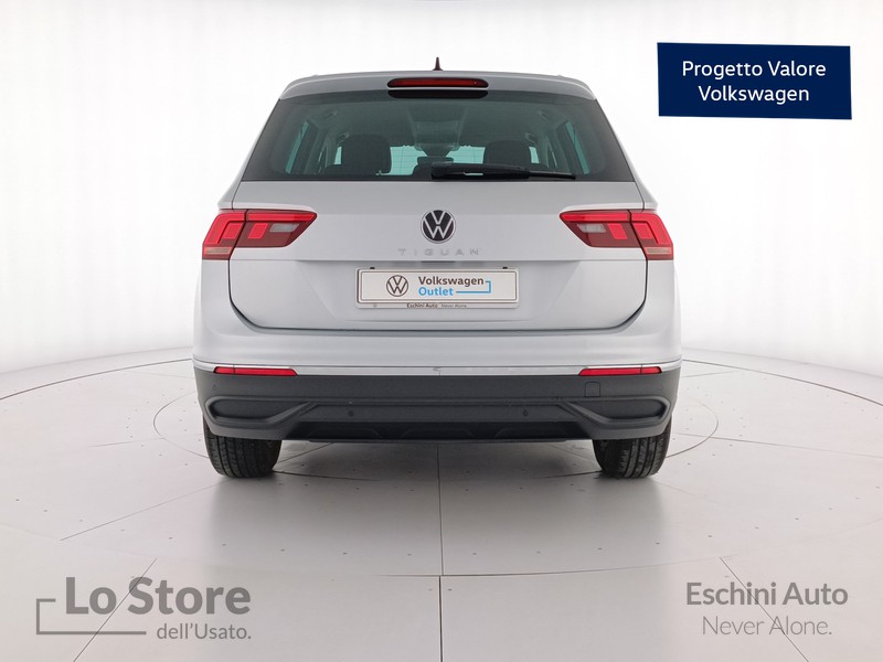 5 - Volkswagen Tiguan 1.5 tsi life 130cv