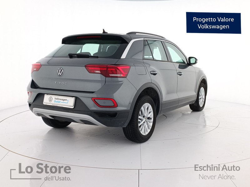 4 - Volkswagen T-Roc 2.0 tdi life 115cv