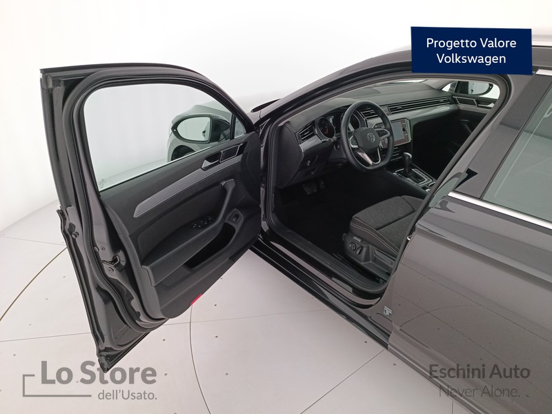 19 - Volkswagen Passat variant 2.0 tdi business 150cv dsg