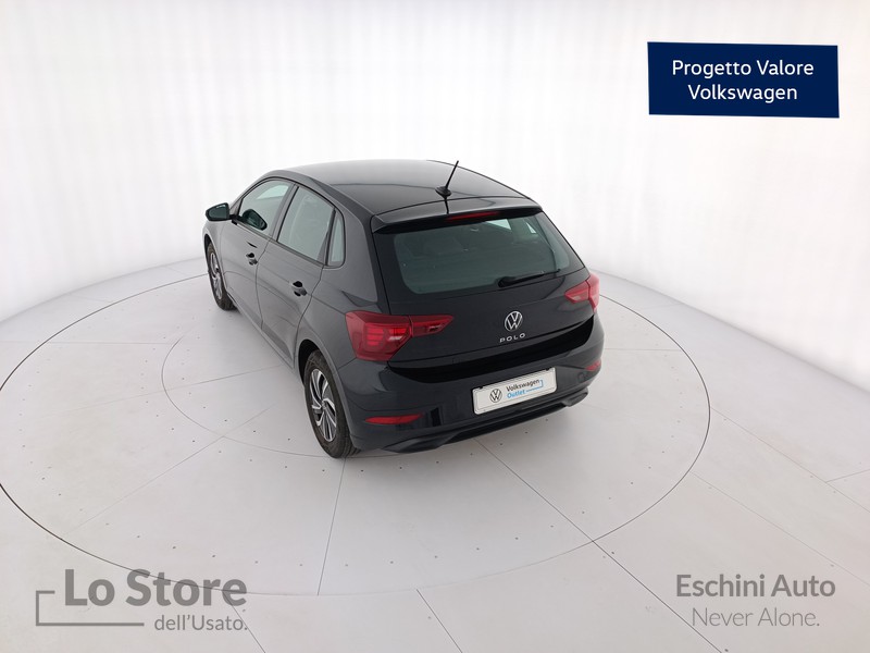 6 - Volkswagen Polo 1.0 tsi life 95cv dsg