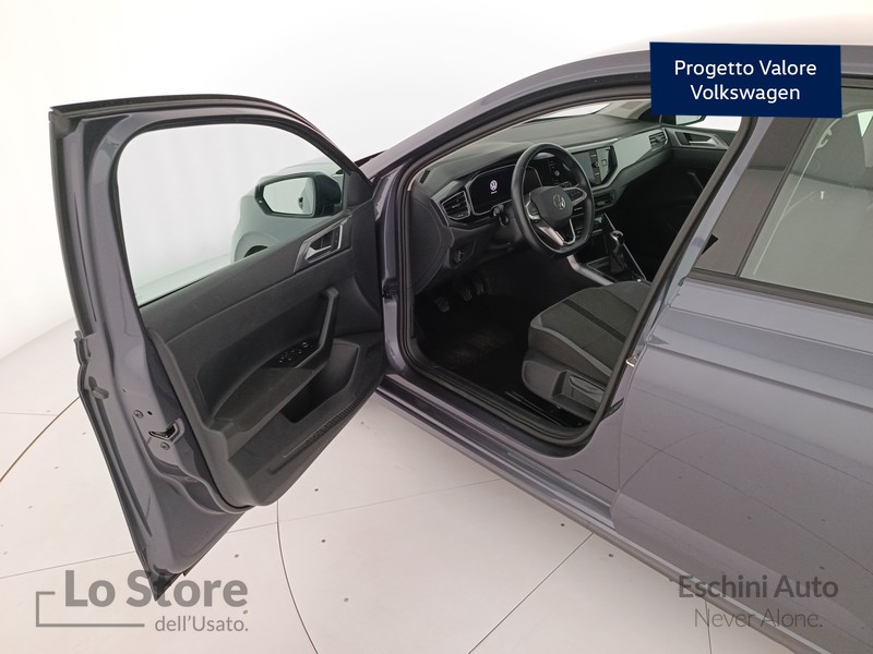 19 - Volkswagen Polo 1.0 tsi style 95cv