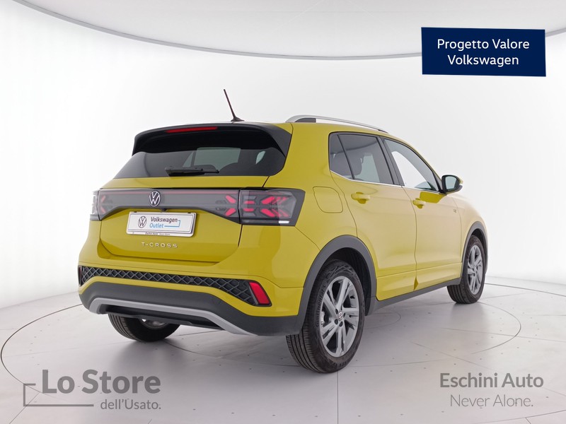 4 - Volkswagen T-Cross 1.0 tsi r-line 115cv