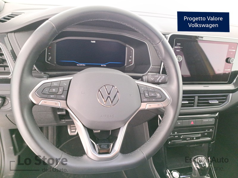 13 - Volkswagen T-Cross 1.0 tsi r-line 115cv