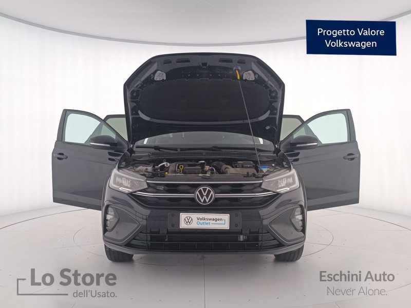 22 - Volkswagen Taigo 1.0 tsi r-line 110cv