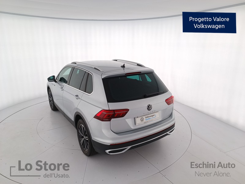 6 - Volkswagen Tiguan 2.0 tdi elegance 150cv dsg