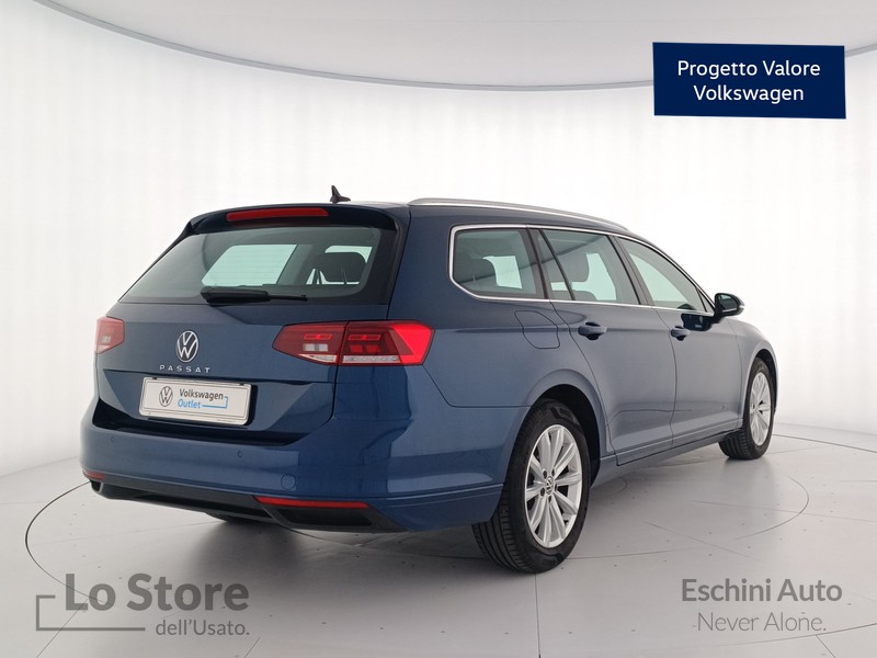 4 - Volkswagen Passat variant 2.0 tdi business 150cv dsg