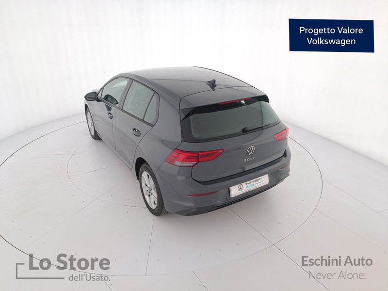 6 - Volkswagen Golf 2.0 tdi life 115cv dsg