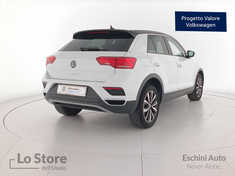 4 - Volkswagen T-Roc 1.0 tsi style 110cv