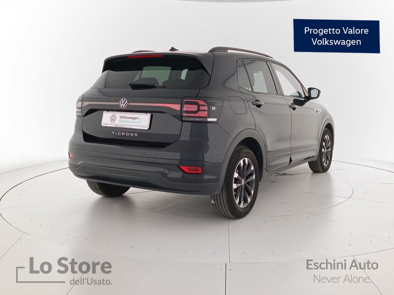 4 - Volkswagen T-Cross 1.0 tsi style 110cv