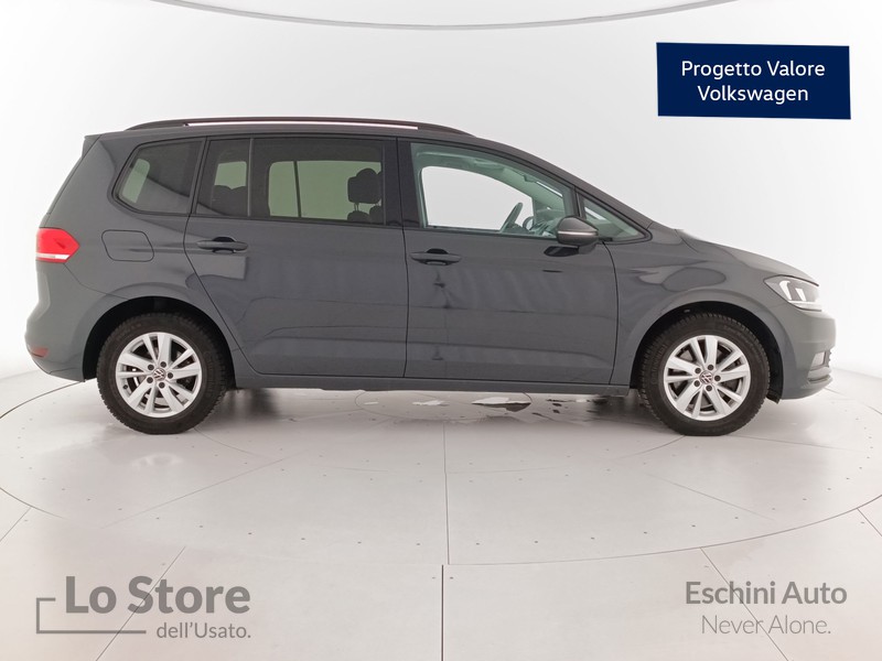 3 - Volkswagen Touran 2.0 tdi business dsg monovolume 5 posti