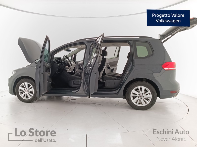 20 - Volkswagen Touran 2.0 tdi business dsg monovolume 5 posti