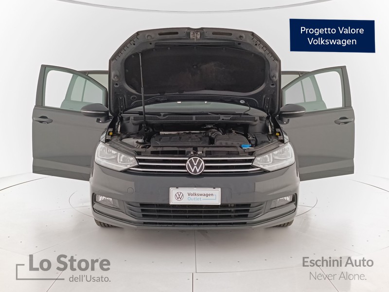 22 - Volkswagen Touran 2.0 tdi business dsg monovolume 5 posti