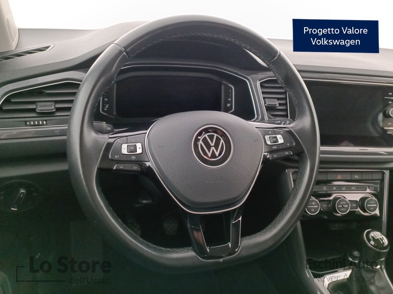 13 - Volkswagen T-Roc 2.0 tdi advanced 115cv