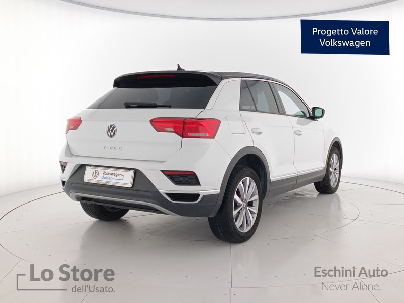 4 - Volkswagen T-Roc 1.0 tsi style 110cv