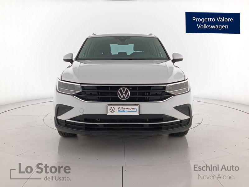 2 - Volkswagen Tiguan 2.0 tdi life 122cv