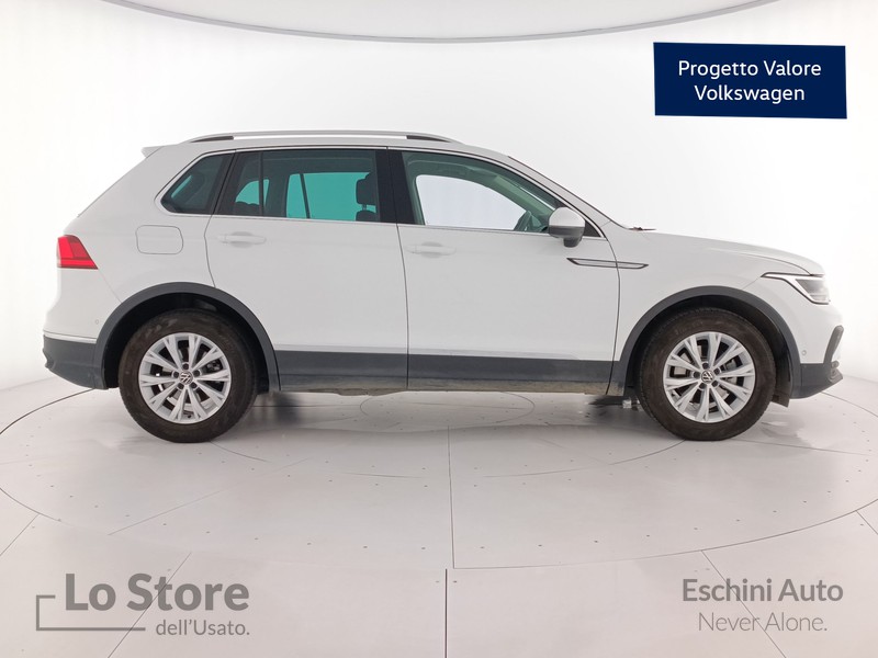 3 - Volkswagen Tiguan 2.0 tdi life 122cv