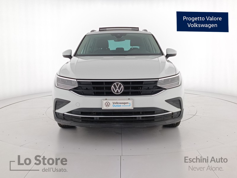 2 - Volkswagen Tiguan 2.0 tdi life 122cv